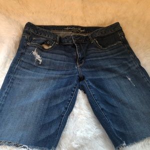 American Eagle cutoff Jean shorts stretch size 12